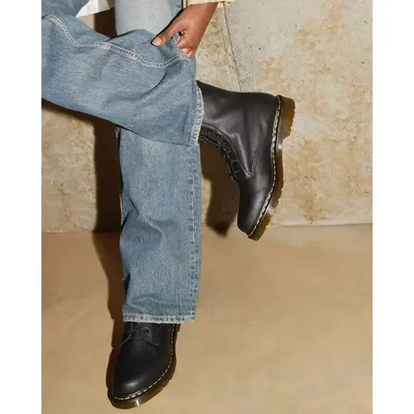 Doc Dr. Martens 1460 Virginia Soft Leather Boots Black Lace Up Women's Size 8 - Picture 14 of 14